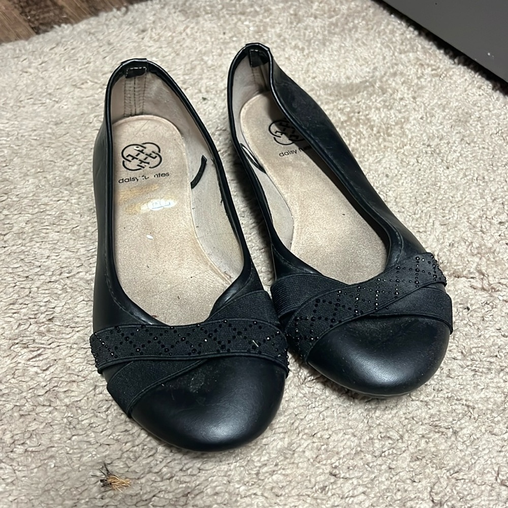 Flats with Strap and Rhinestones